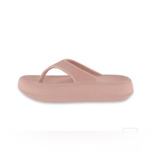 Cushionaire Fling Thong Sandle